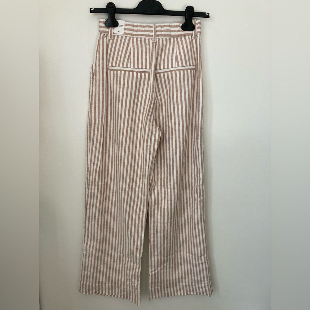 #151. 🆕 NWT, Abercrombie & Fitch, Striped Linen Pants, White/Khaki, (Women) - Picture 6 of 7